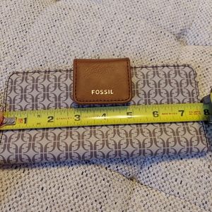 Fossil Wallet